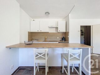  Appartement à louer 1 pièce 34 m²