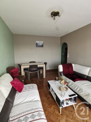  Appartement à louer 3 pièces 64 m²