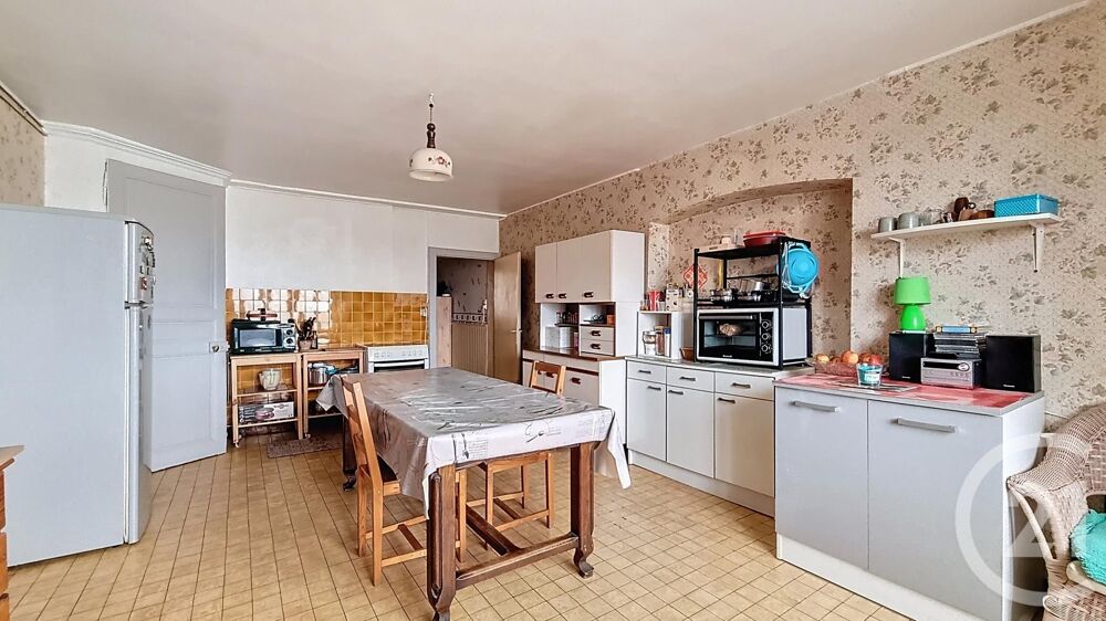 Maison de village spacieuse à Jussey, idéale pour une fa....