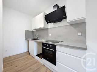  Appartement à louer 3 pièces 48 m²
