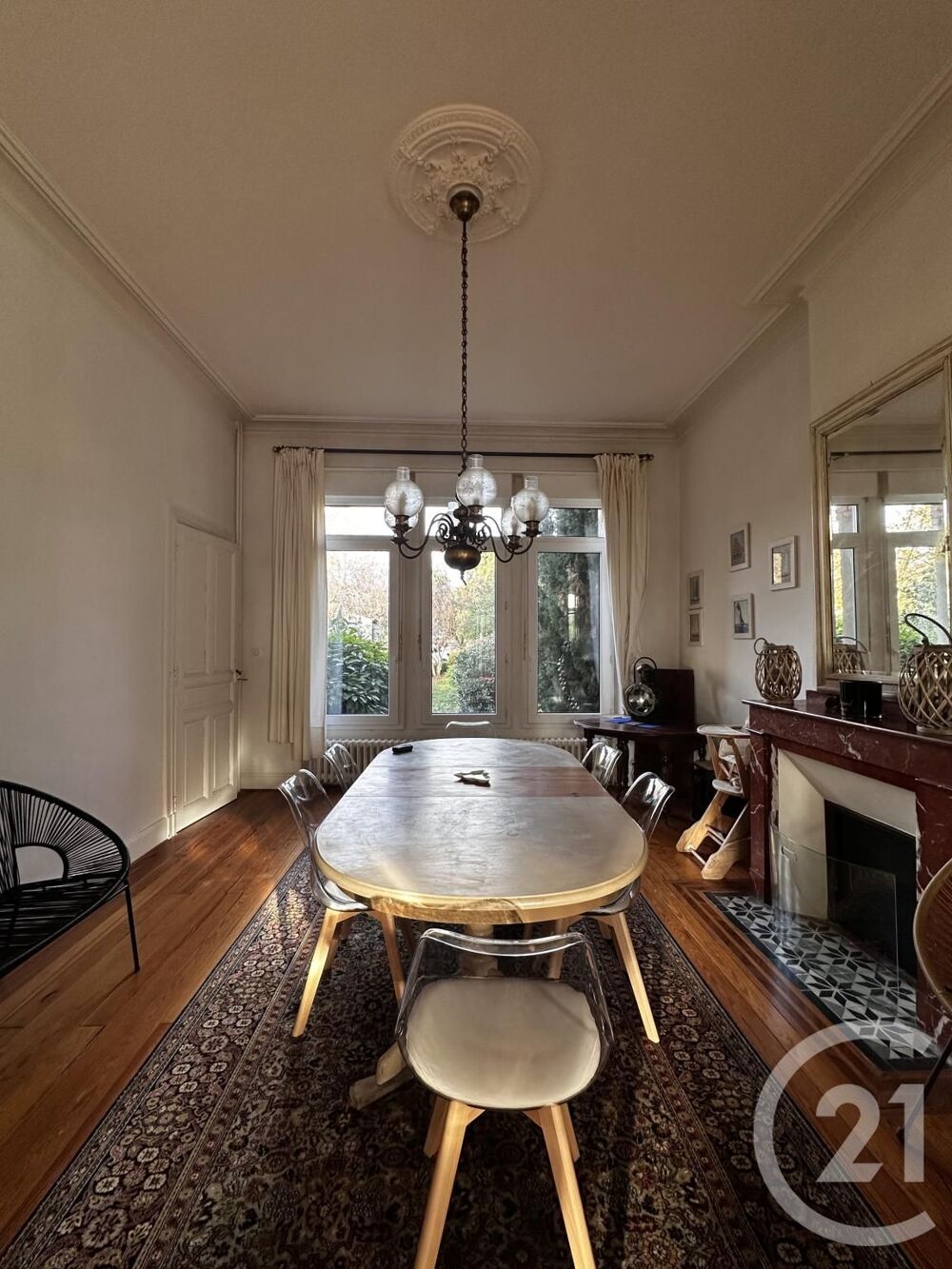 location Maison - 6 pièce(s) - 209 m² Arthès (81160)
