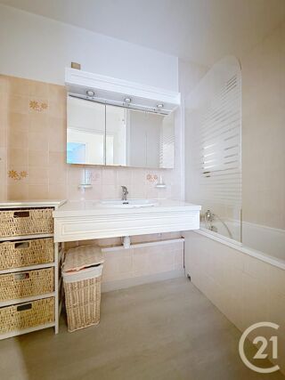  Appartement � vendre 5 pi�ces 87 m�