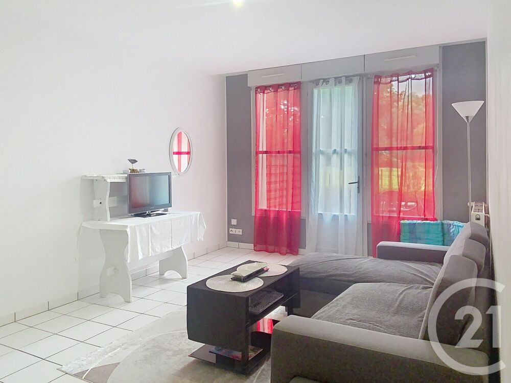 Dans une résidence calme et sécurisée, appartement situé....