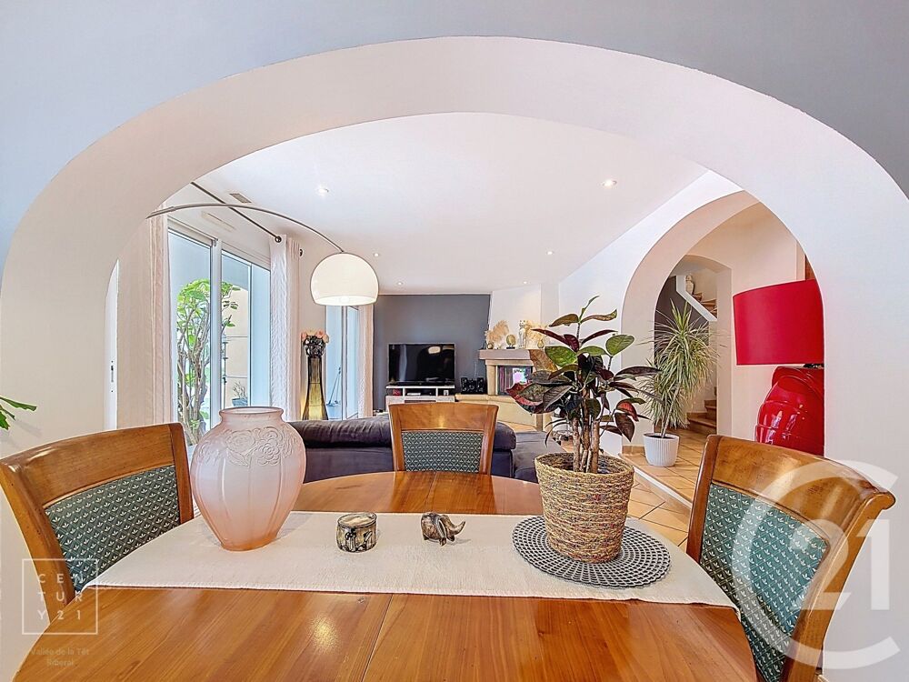 vente Maison - 8 pièce(s) - 301 m² Le Soler (66270)