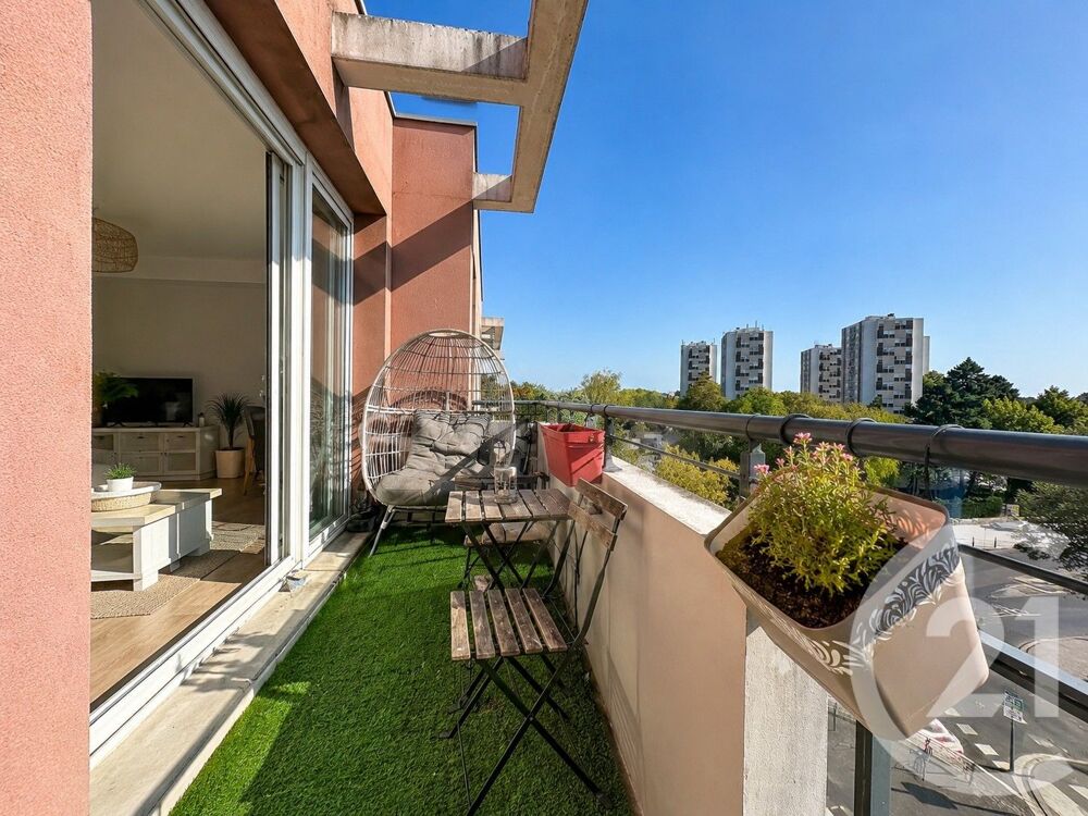 NANTES BEAUJOIRE Location nue T3 de 53 m² Der....