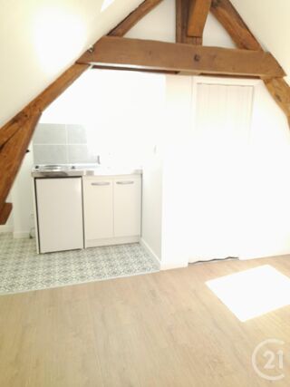  Appartement à louer 1 pièce 19 m²