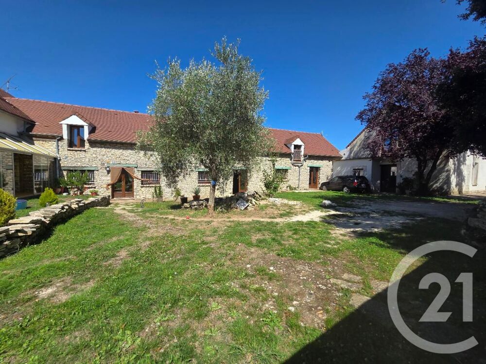 Maison 15 pièces 318 m² · à Chenou · 318 m² · 360 000 €