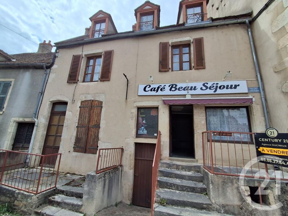 Nichée au c½ur de Clamecy, cet ancien bar/restaurant hot....