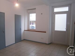  Appartement à louer 2 pièces 33 m²