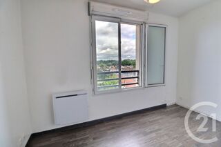 Appartement à louer 3 pièces 61 m²