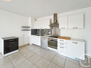  Appartement à louer 3 pièces 69 m²
