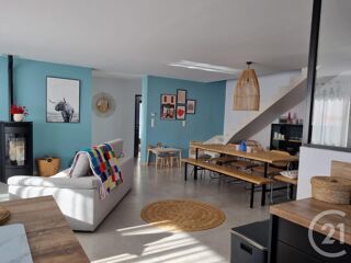  Maison  vendre 5 pices 204 m