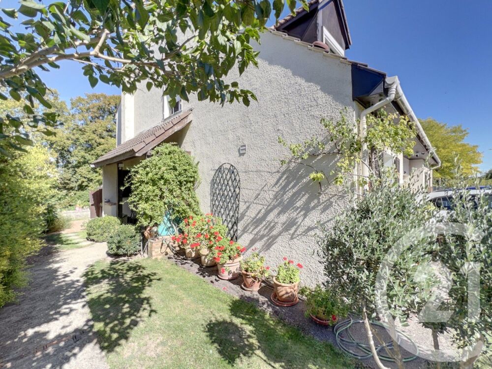 Maison 6 pièces 150 m² · à Epone · 150 m² · 349 900 €