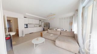  Appartement à louer 4 pièces 86 m²