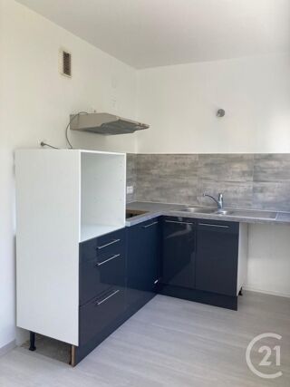  Appartement à louer 2 pièces 44 m²