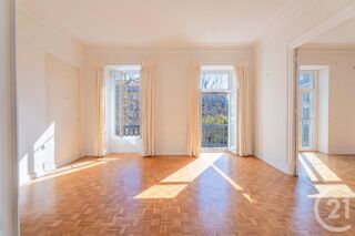  Appartement � vendre 5 pi�ces 209 m�