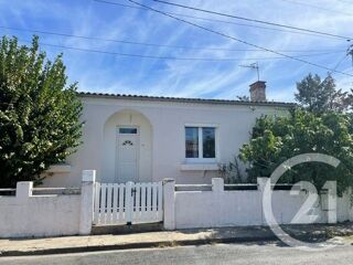  Maison à louer 3 pièces 110 m²