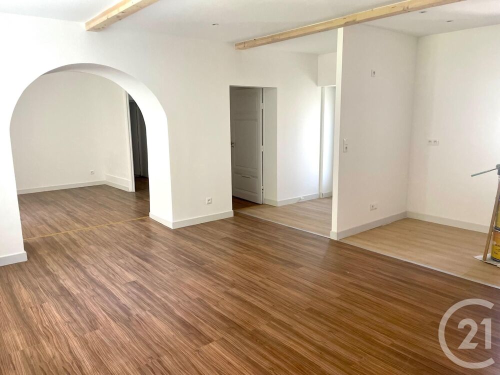location Maison - 4 pièce(s) - 112 m² Saint-Symphorien-d'Ozon (69360)