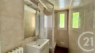  Appartement à louer 3 pièces 55 m²