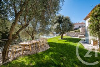  Maison � vendre 6 pi�ces 240 m�