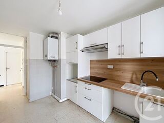  Appartement � louer 3 pi�ces 89 m�