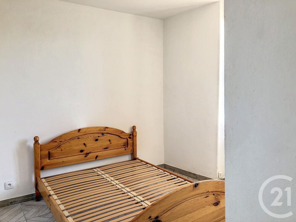 Appartement T2 rénové au second et dernier étage d'un im....