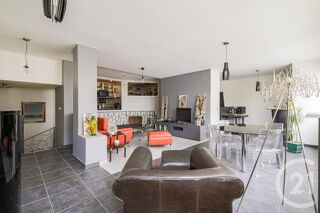  Appartement à vendre 4 pièces 142 m²