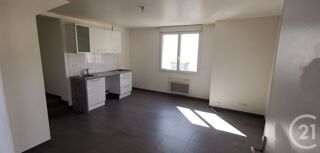  Appartement à louer 2 pièces 44 m²
