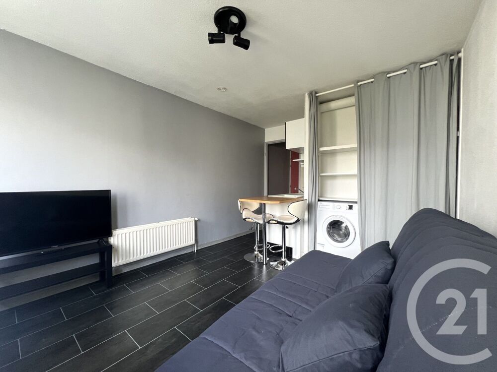 GRENOBLE / 9 RUE ALFRED DE MUSSET : Joli studio....