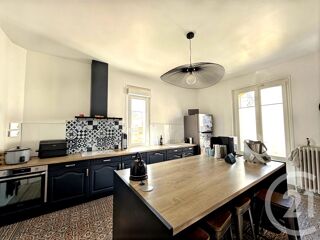  Maison à vendre 12 pièces 515 m²