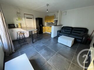  Appartement à louer 2 pièces 35 m²