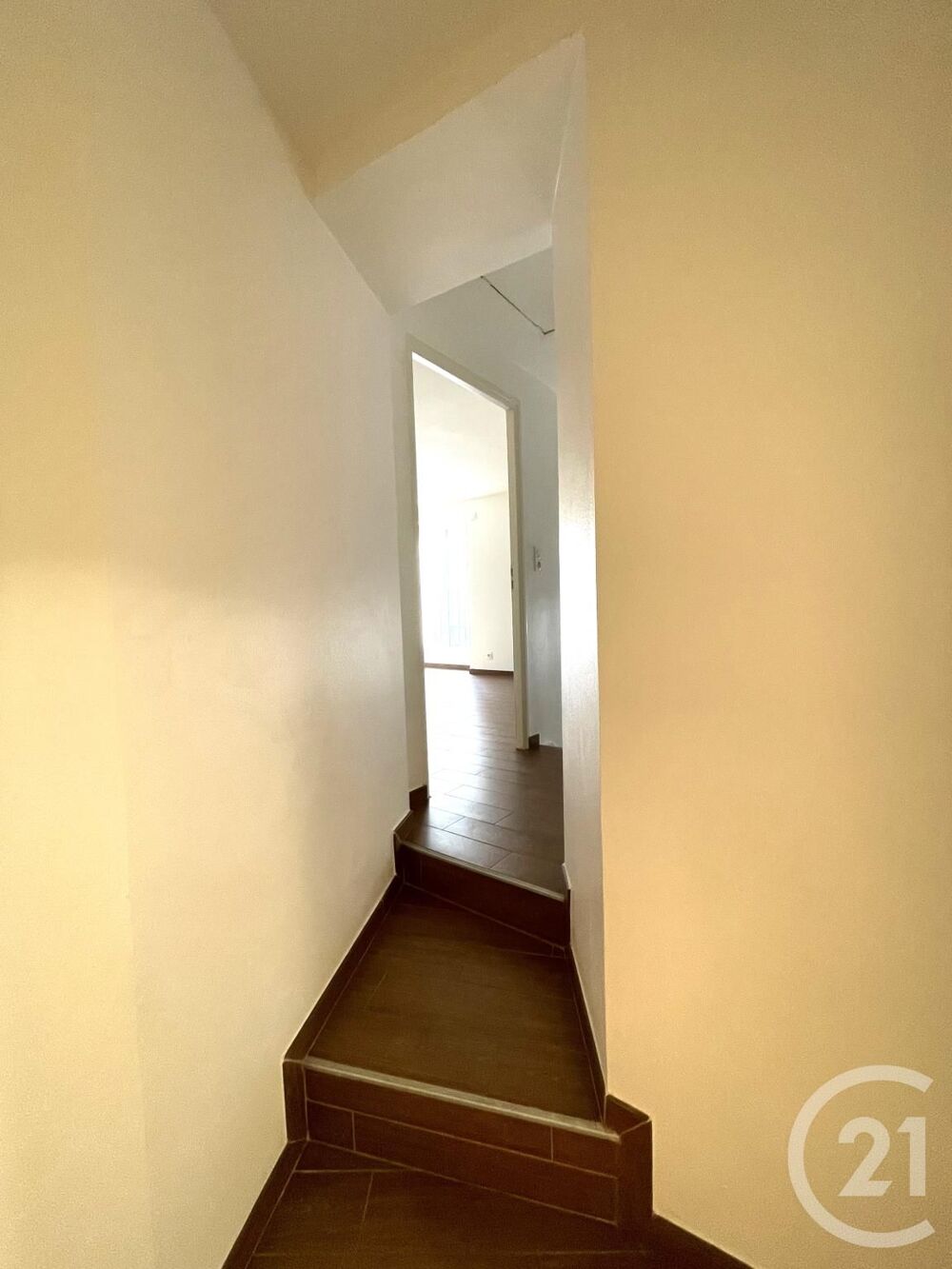location Maison - 3 pièce(s) - 63 m² Montigny-sur-Loing (77690)