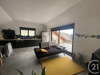 Appartement à louer 5 pièces 115 m²