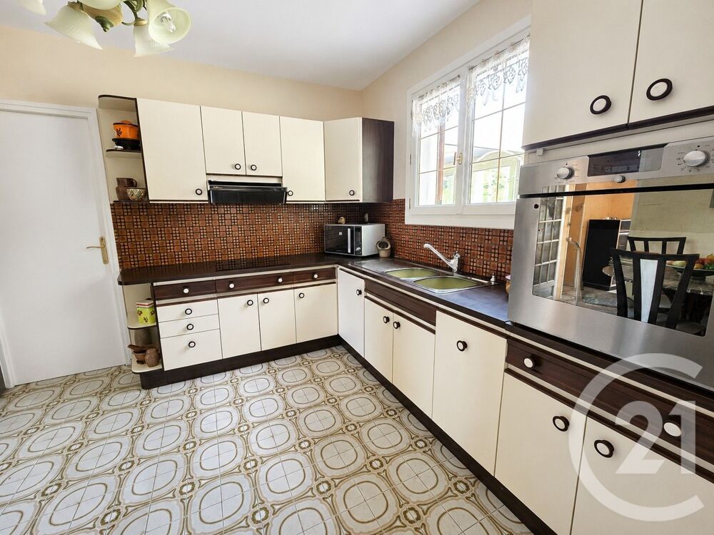 vente Maison - 4 pièce(s) - 137 m² Saint-Laurent-Médoc (33112)