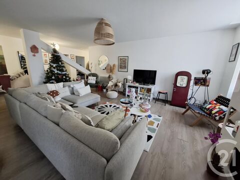  Appartement � louer 4 pi�ces 108 m�