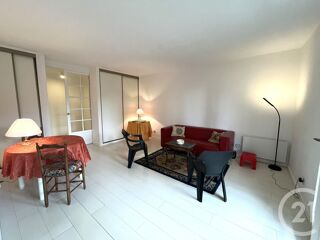  Appartement à louer 3 pièces 61 m²