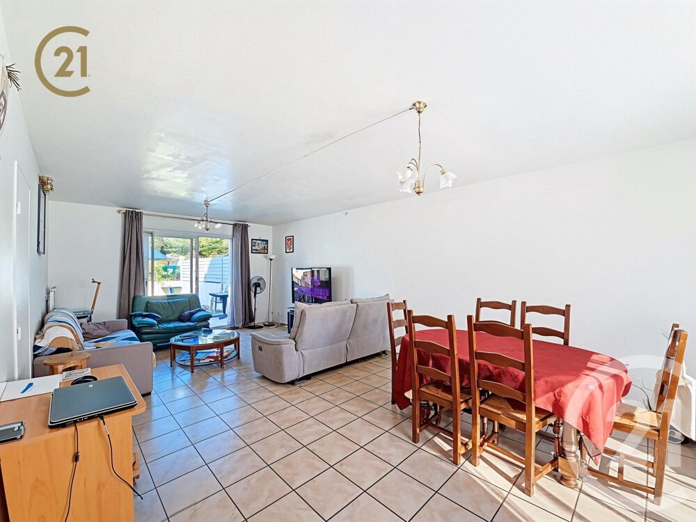À vendre Charmante maison familiale avec jardin et gara....