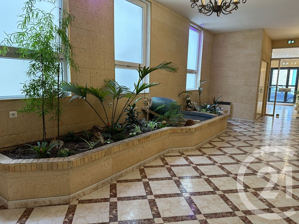vente Appartement - 6 pièce(s) - 145 m² Saint-Quentin (02100)