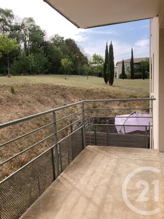  Appartement à louer 2 pièces 46 m²