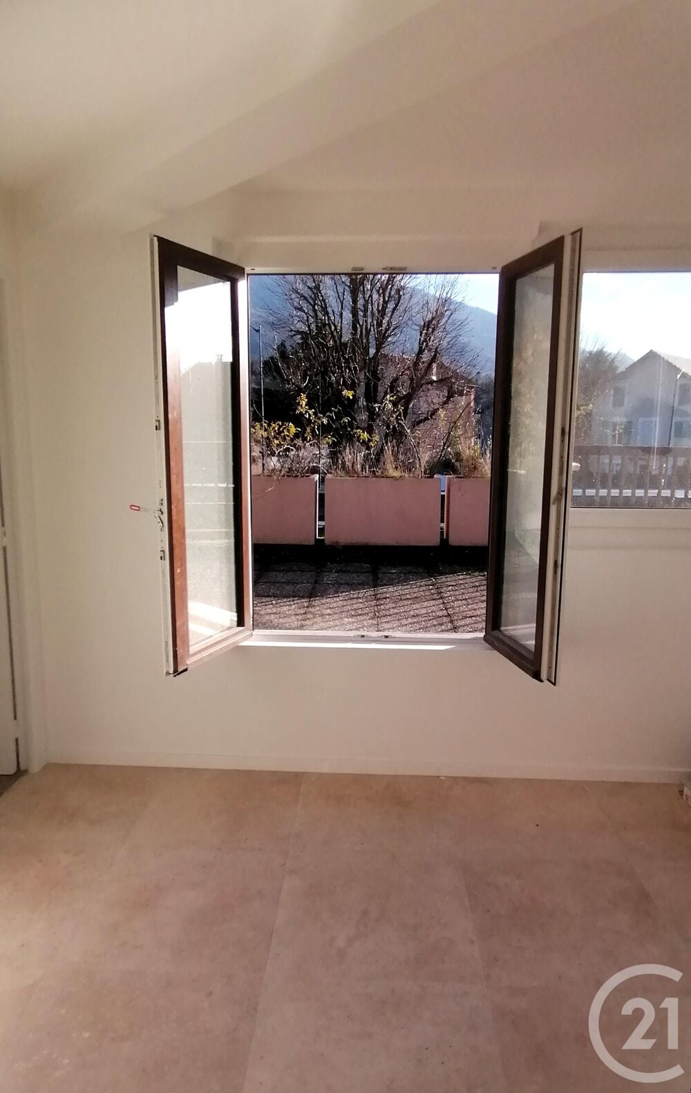 location Appartement - 2 pièce(s) - 52 m² Pontcharra (38530)