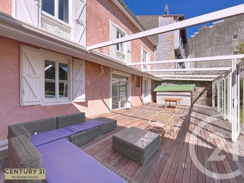  Maison  vendre 8 pices 210 m