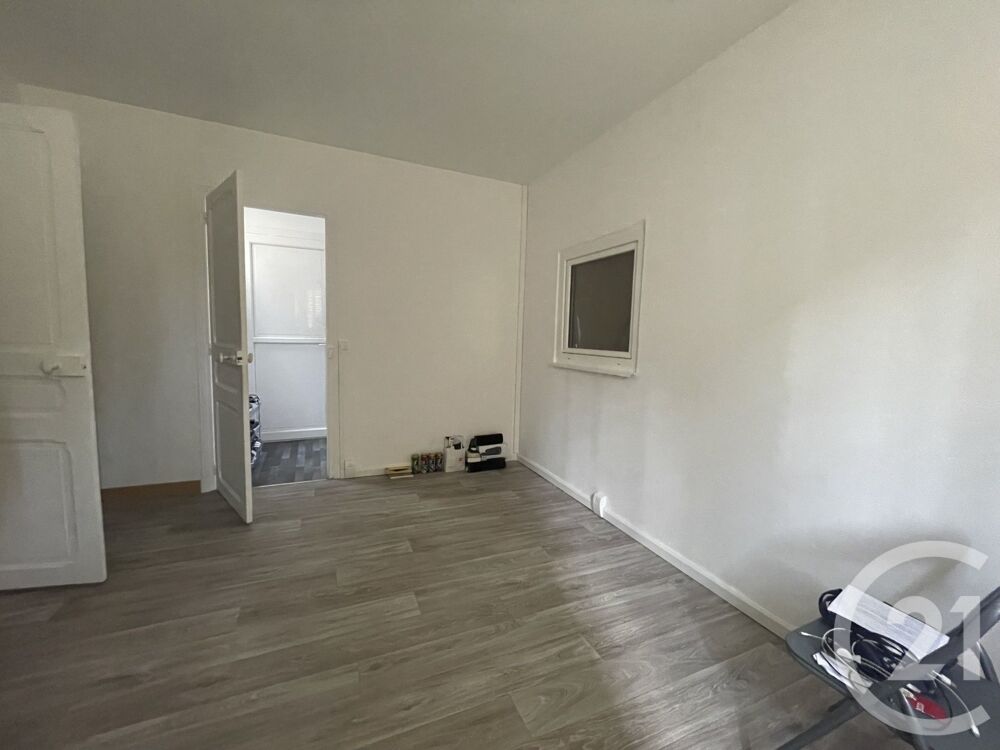 location Appartement - 2 pièce(s) - 46 m² Nemours (77140)