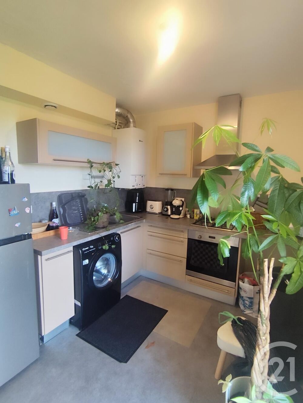 Situé au c½ur de Castres, cet appartement de 38 m², libr....
