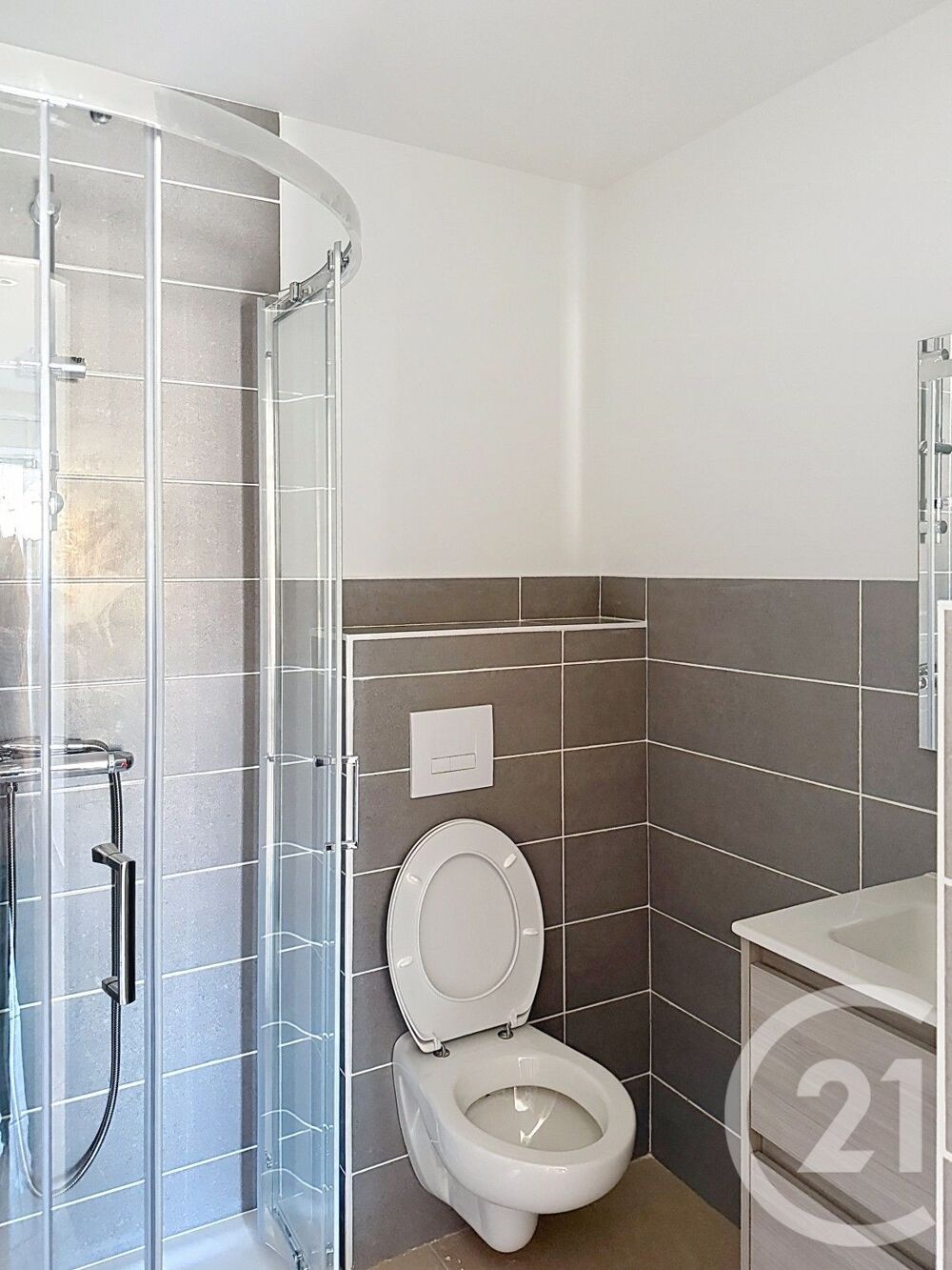 location Appartement - 3 pièce(s) - 43 m² Sixt-sur-Aff (35550)