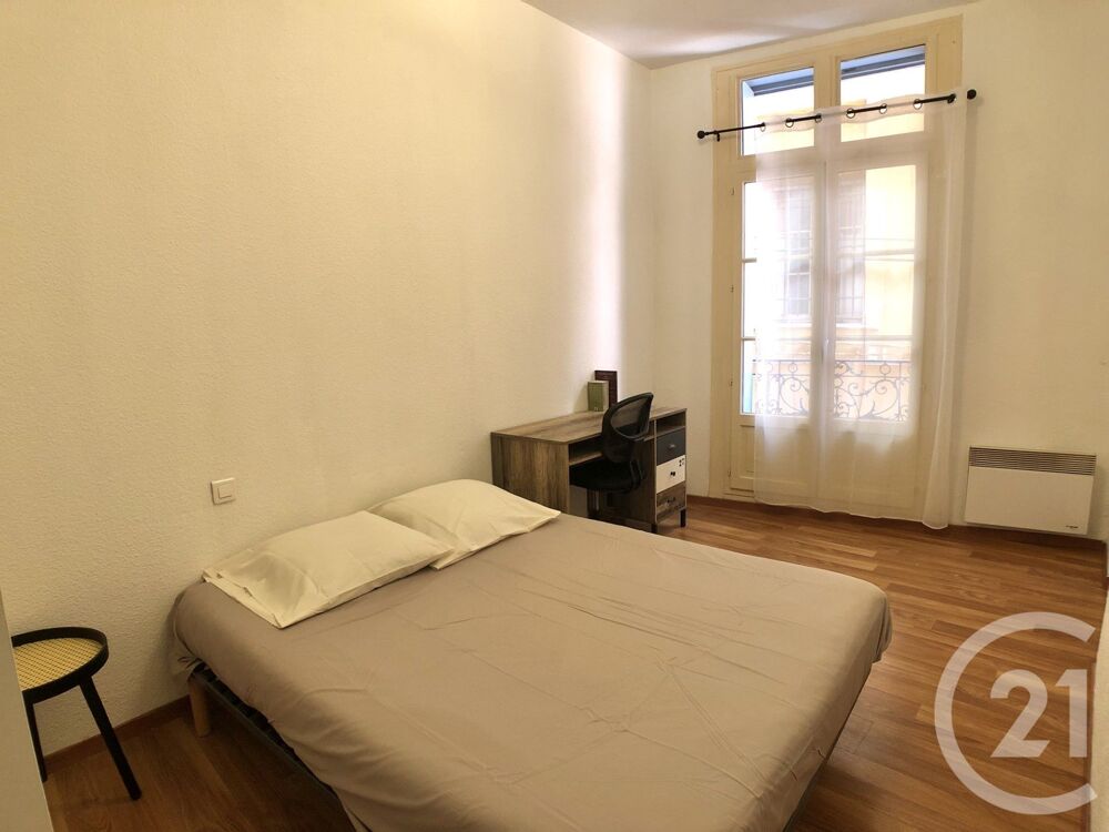 Appartement meublé à louer situé en plein centre-ville d....