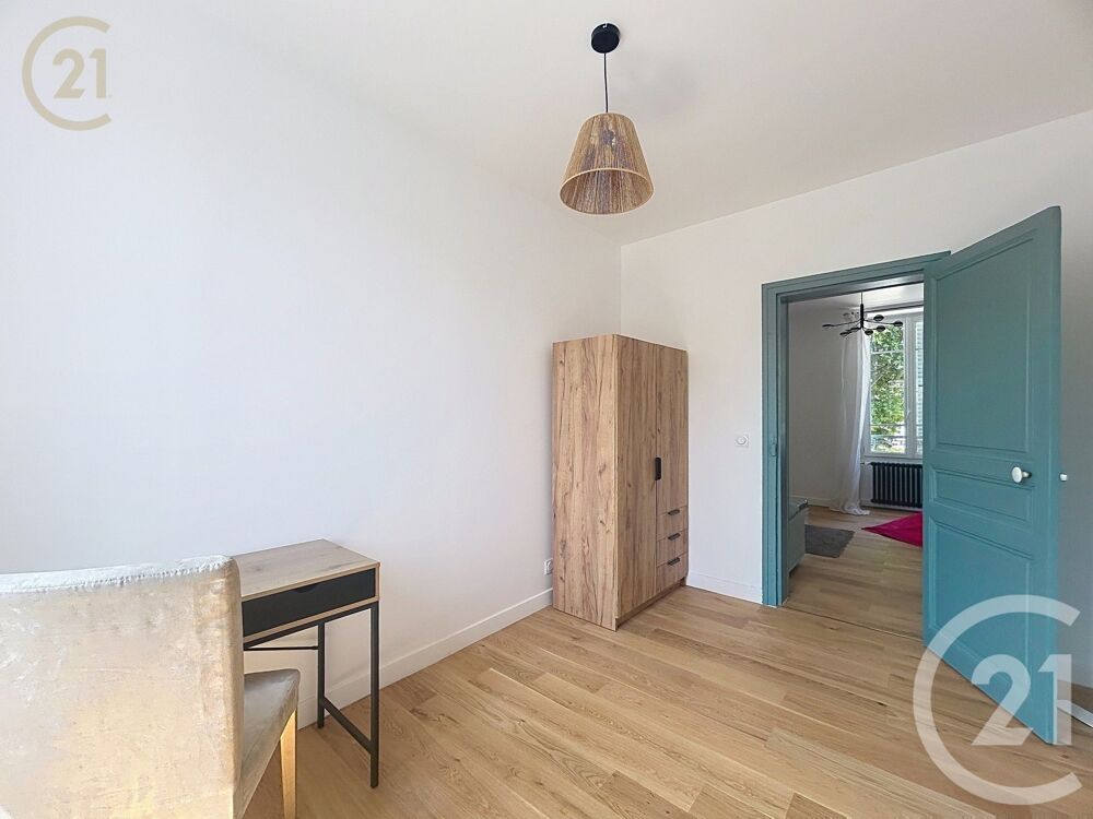 location Appartement - 3 pièce(s) - 67 m² Fontainebleau (77300)
