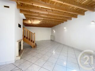 Maison à louer 7 pièces 154 m²