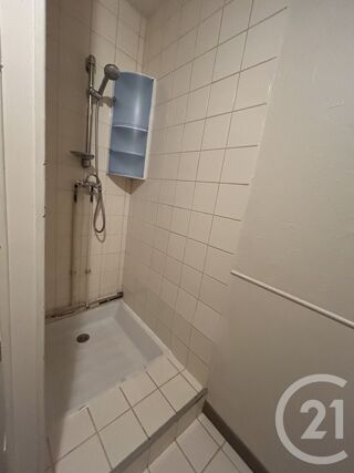 Appartement à louer 1 pièce 41 m²