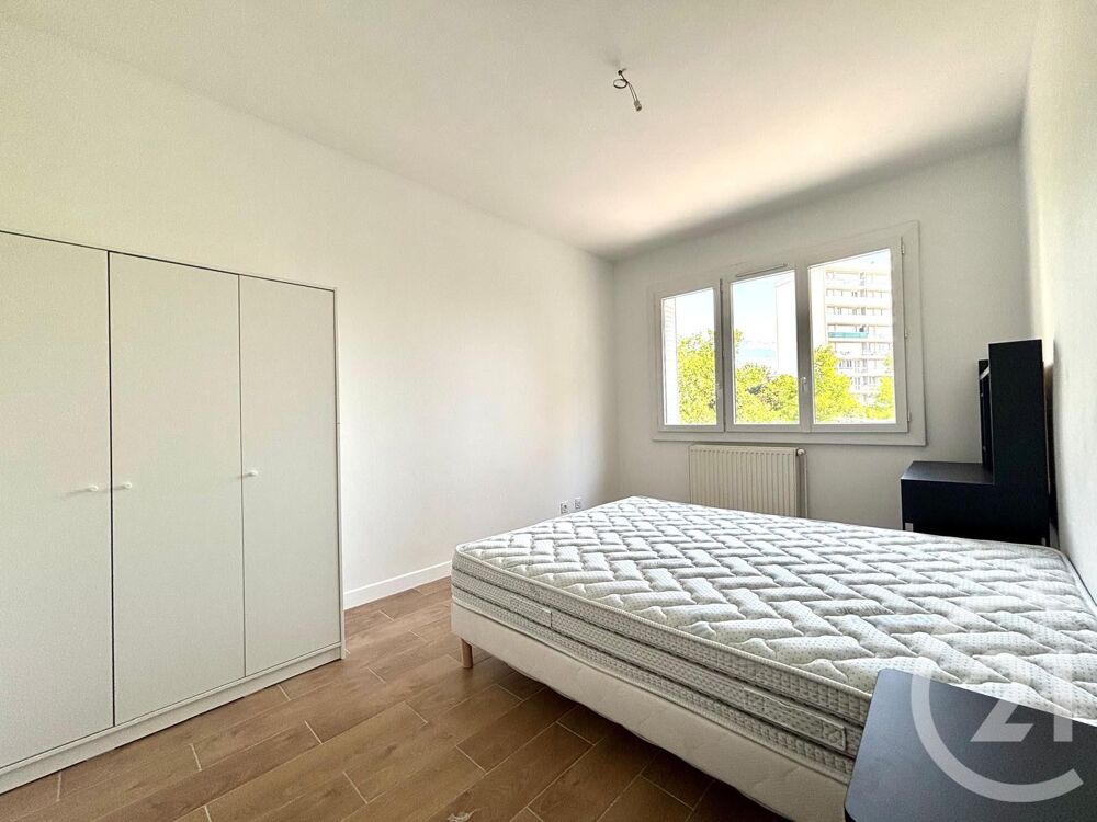 GRENOBLE / 49 BOULEVARD JOSEPH VALLIER : Joli T....