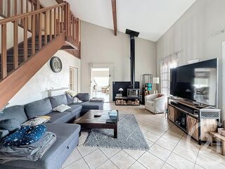  Maison � vendre 5 pi�ces 250 m�